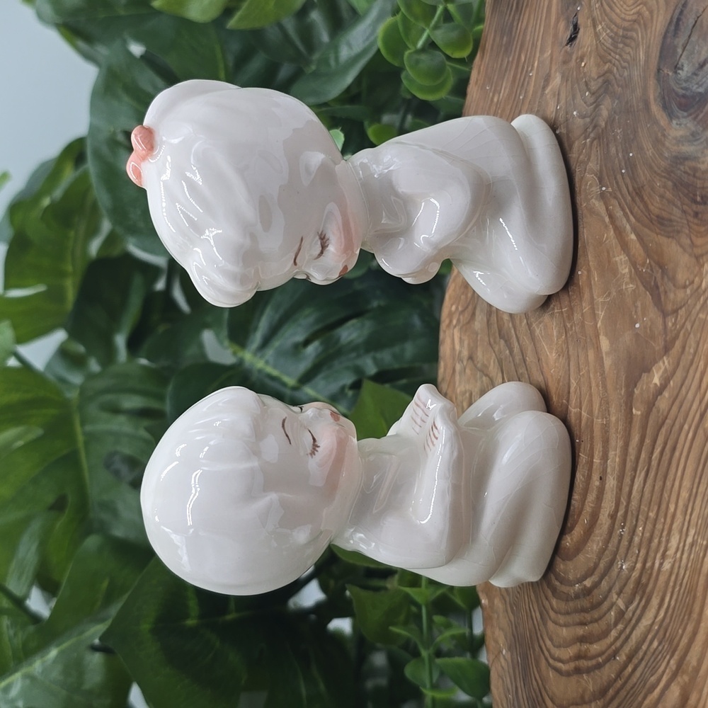 Praying Little Boy and Girl 1979 Ceramic Figurines